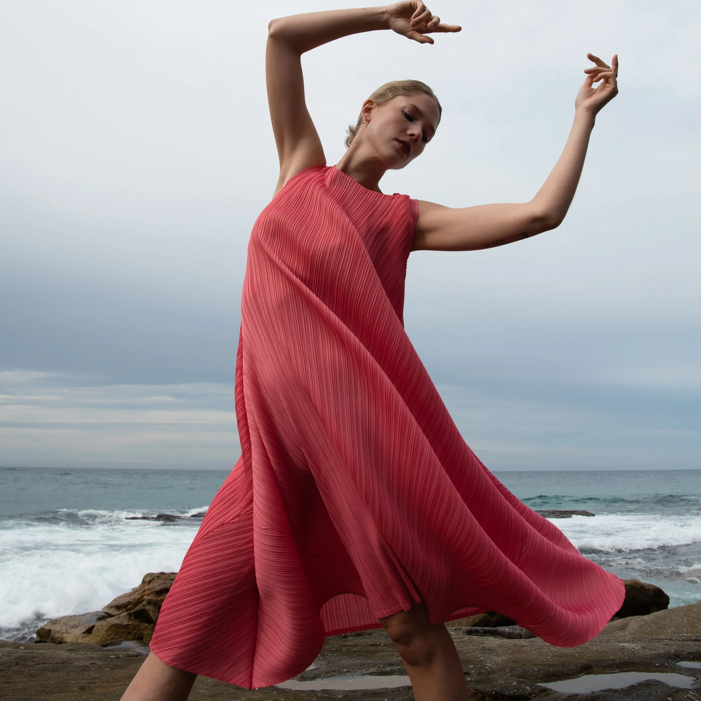 Balan Dress - Image 5